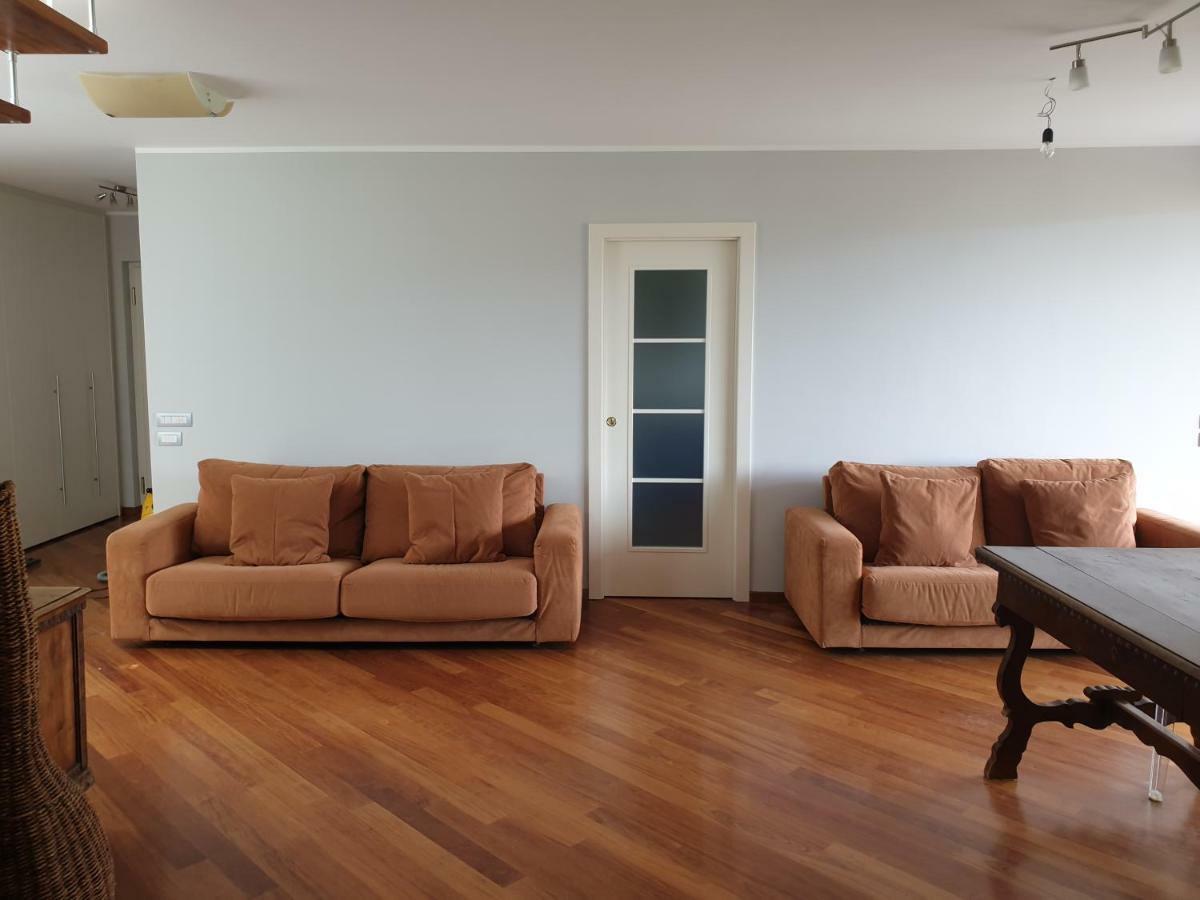 Domus Rose Rooms Bolzano Ngoại thất bức ảnh